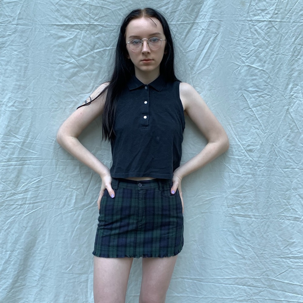 Moda International cropped polo tank